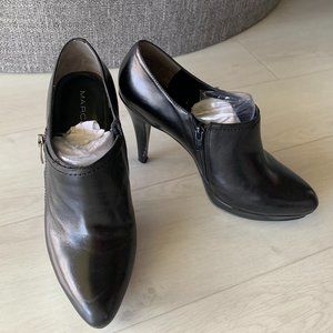 Marc Fisher Black leather Zip Up Heeled Ankle Boots 8.5 M Booties